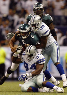 The Eagles Fell short againt the Cowboys on monday night losing 41-37